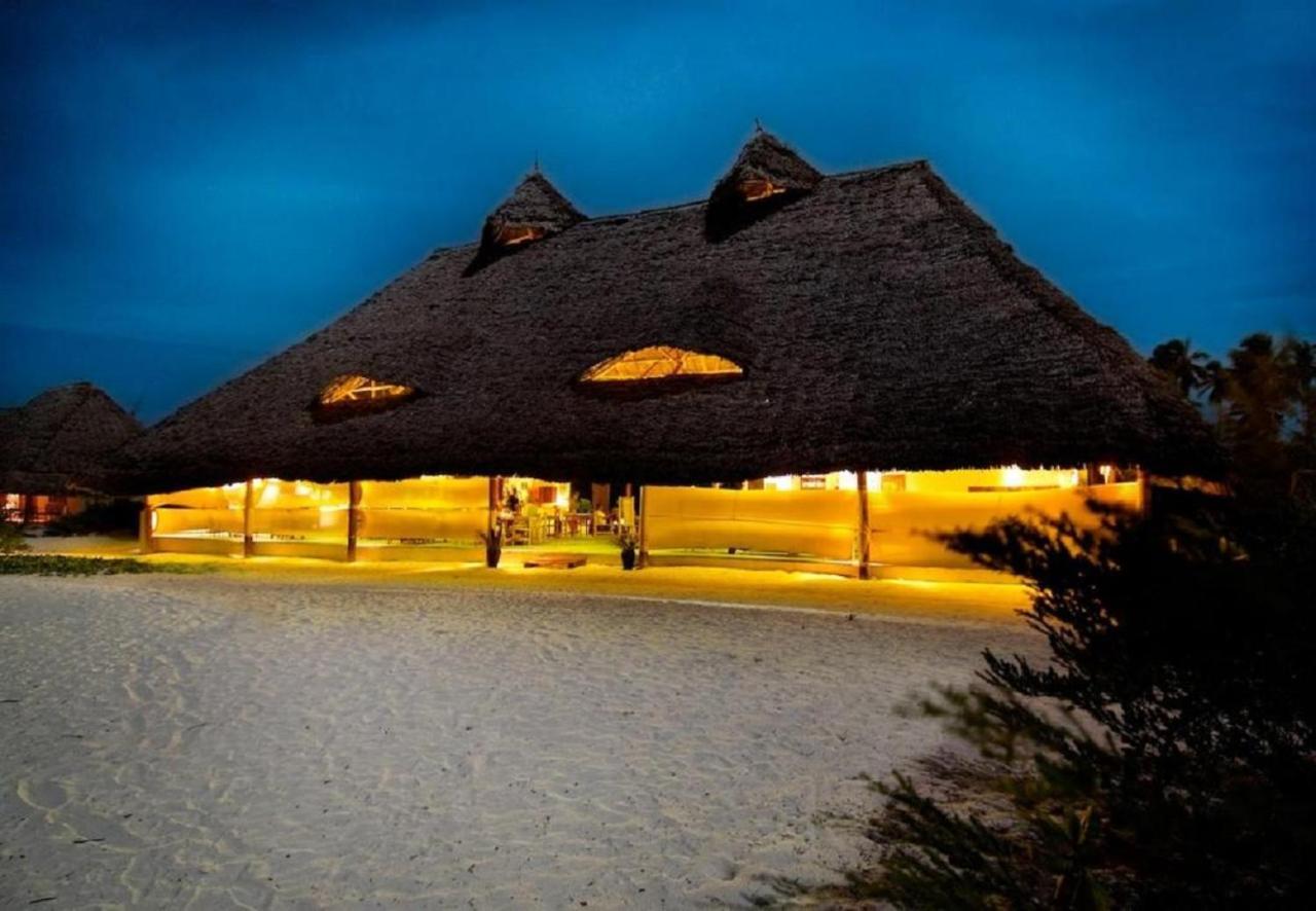Hakuna Majiwe Beach Lodge Paje Buitenkant foto